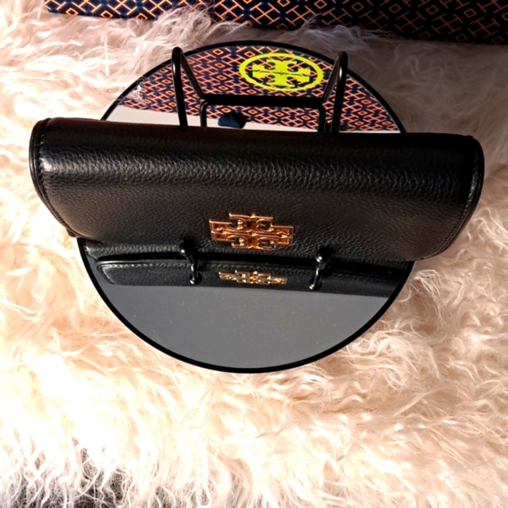 Tory Burch Britten Duo Envelope Continental Wallet EUC - Picture 3 of 14